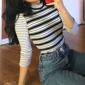 CHARLOTTE RUSSE turtleneck top